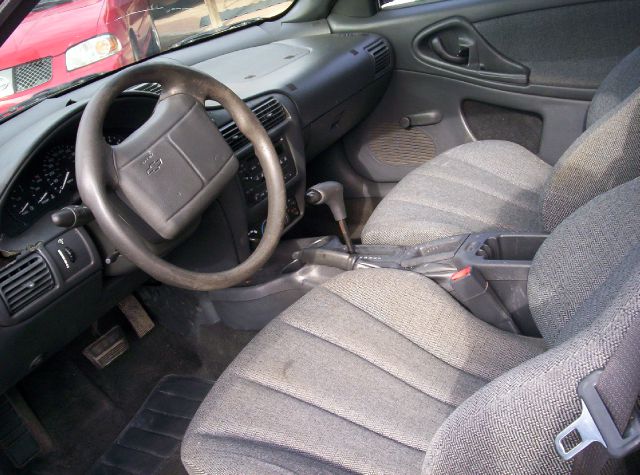 Chevrolet Cavalier 2002 photo 4