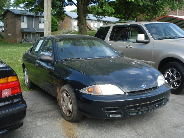 Chevrolet Cavalier 2002 photo 2