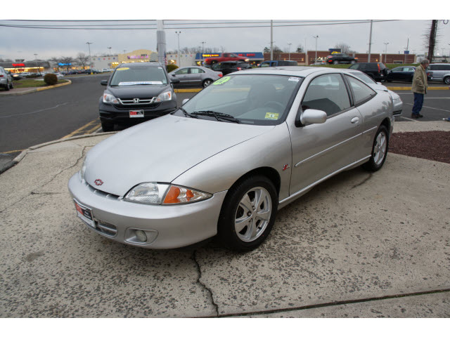 Chevrolet Cavalier 2002 photo 3