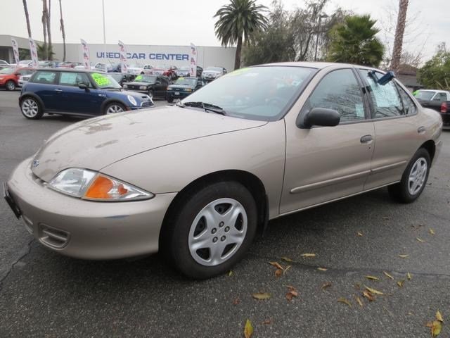 Chevrolet Cavalier 2002 photo 3