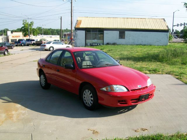 Chevrolet Cavalier 2002 photo 3
