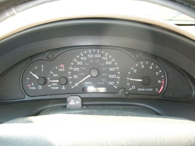 Chevrolet Cavalier 2002 photo 4