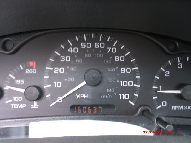 Chevrolet Cavalier 2002 photo 4