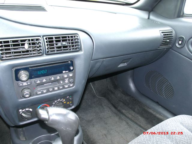 Chevrolet Cavalier 2002 photo 6