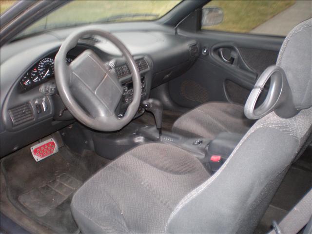 Chevrolet Cavalier 2002 photo 4