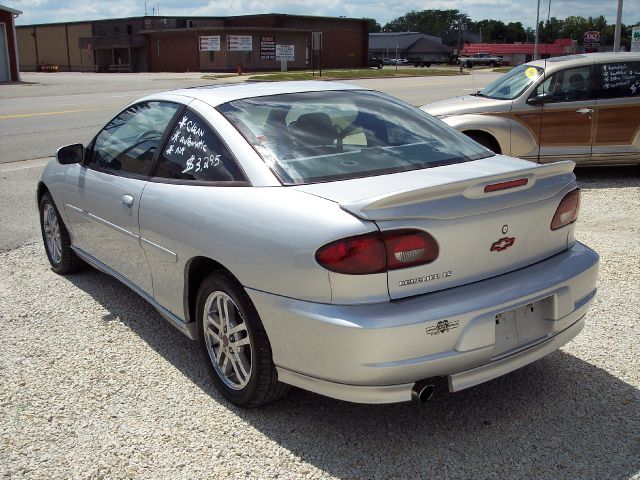 Chevrolet Cavalier 2002 photo 3