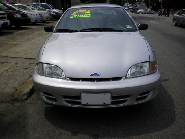 Chevrolet Cavalier 2002 photo 4
