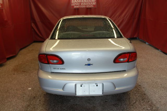 Chevrolet Cavalier 2002 photo 2
