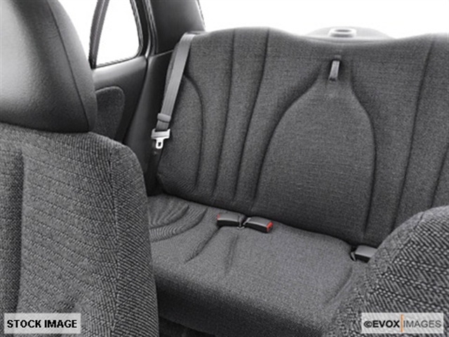 Chevrolet Cavalier 2002 photo 5