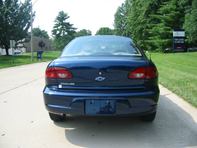 Chevrolet Cavalier 2002 photo 2