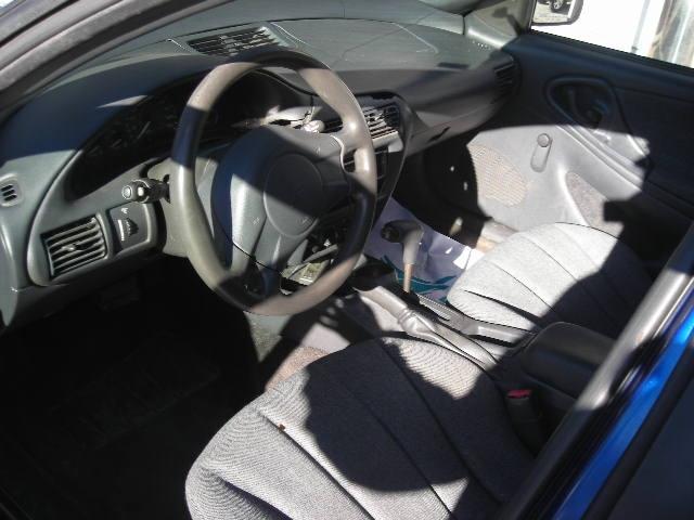 Chevrolet Cavalier 2003 photo 2
