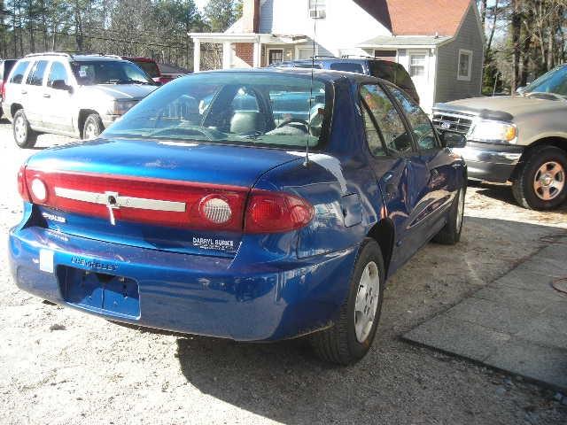 Chevrolet Cavalier 2003 photo 3