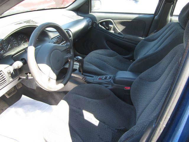 Chevrolet Cavalier 2003 photo 3