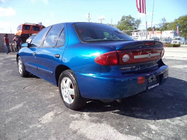 Chevrolet Cavalier 2003 photo 2