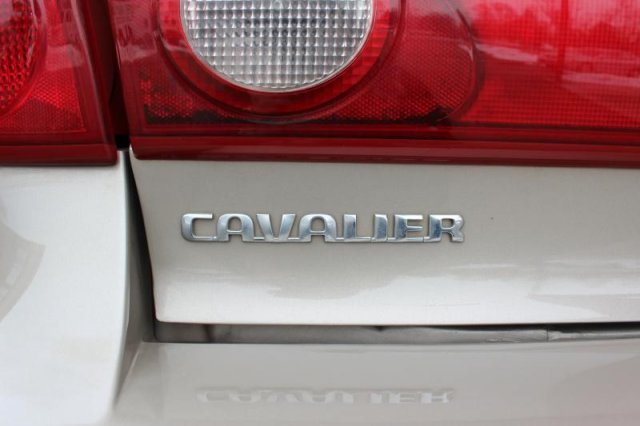 Chevrolet Cavalier 2003 photo 3