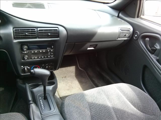 Chevrolet Cavalier 2003 photo 3