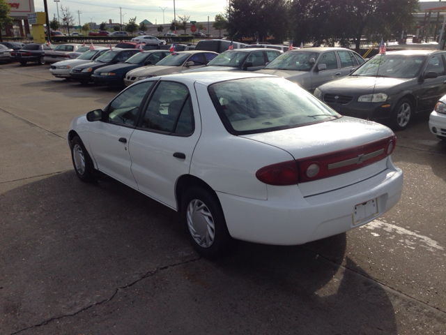 Chevrolet Cavalier 2003 photo 2