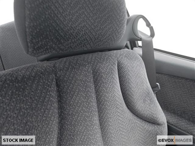 Chevrolet Cavalier 2003 photo 4