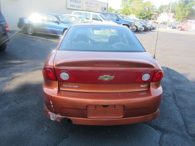 Chevrolet Cavalier 2004 photo 1