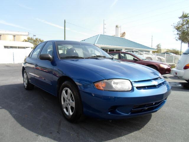Chevrolet Cavalier 2004 photo 3