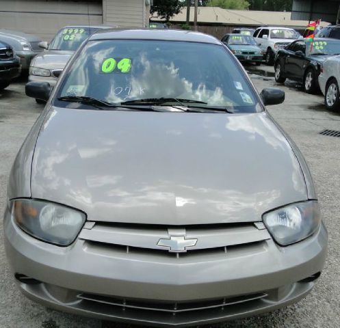 Chevrolet Cavalier 2004 photo 3