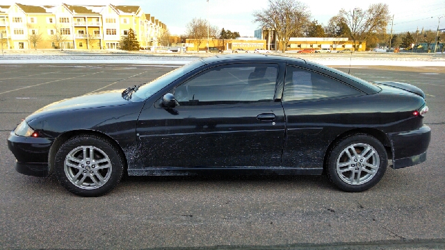 Chevrolet Cavalier 2004 photo 2