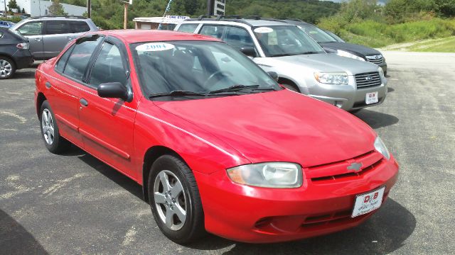 Chevrolet Cavalier 2004 photo 3