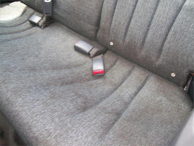 Chevrolet Cavalier 2004 photo 4