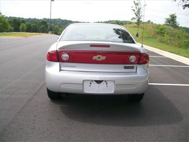Chevrolet Cavalier 2004 photo 7