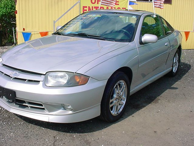 Chevrolet Cavalier 2004 photo 2