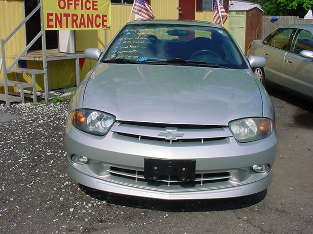 Chevrolet Cavalier 2004 photo 4
