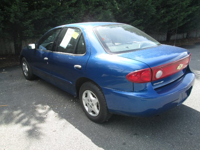 Chevrolet Cavalier 2005 photo 3