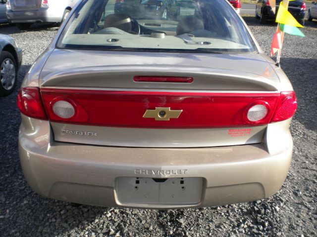 Chevrolet Cavalier 2005 photo 3
