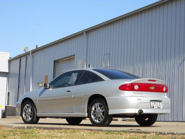 Chevrolet Cavalier 2005 photo 2