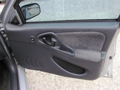 Chevrolet Cavalier 2005 photo 2