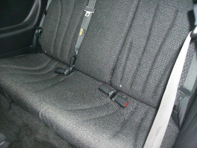 Chevrolet Cavalier 2005 photo 3