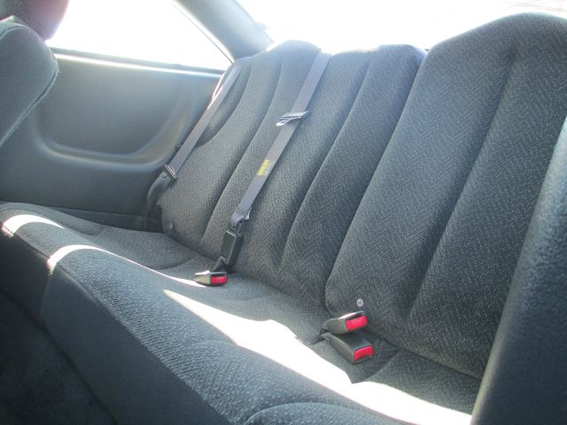 Chevrolet Cavalier 2014 photo 2