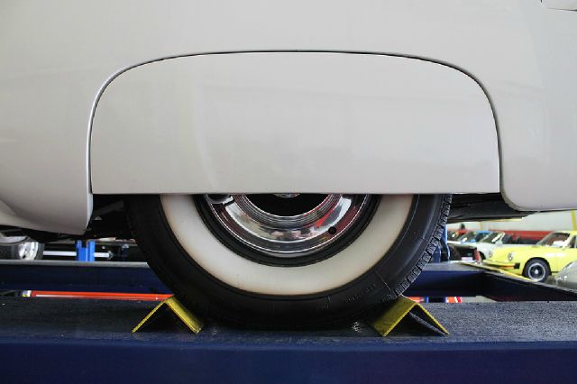 Chevrolet Classic 1951 photo 40