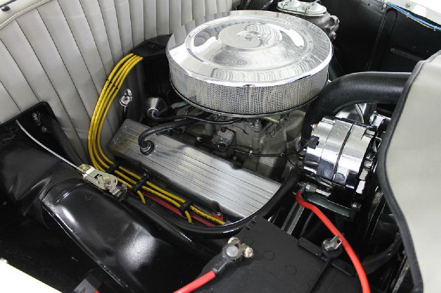 Chevrolet Classic 1951 photo 49