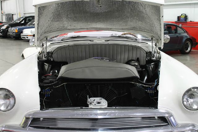 Chevrolet Classic 1951 photo 50