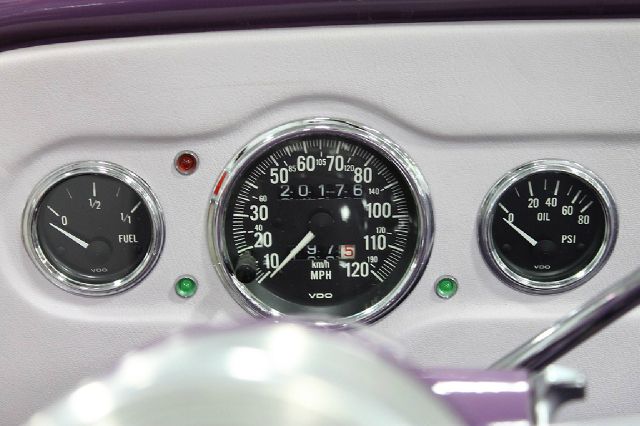 Chevrolet Classic 1951 photo 55