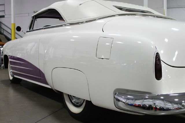 Chevrolet Classic 1951 photo 60