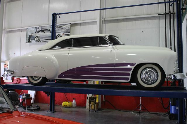 Chevrolet Classic 1951 photo 89