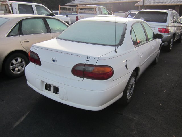 Chevrolet Classic 2004 photo 2