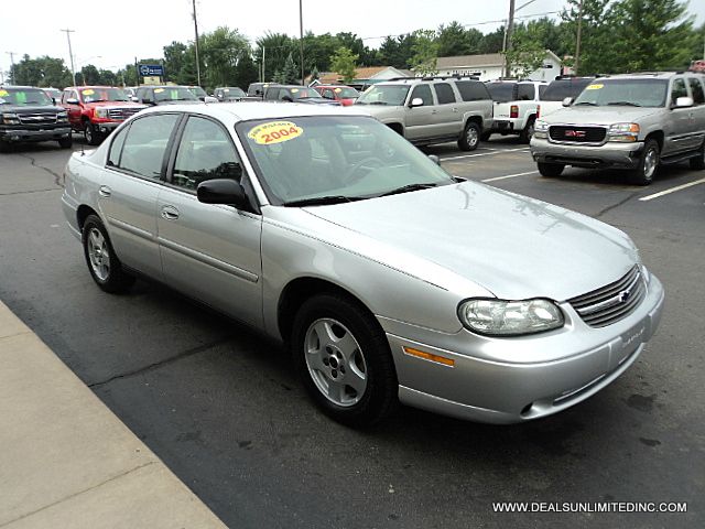 Chevrolet Classic 2004 photo 3