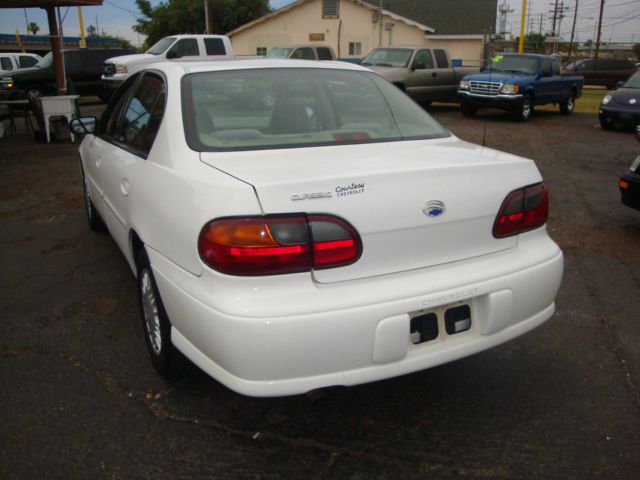 Chevrolet Classic 2004 photo 4