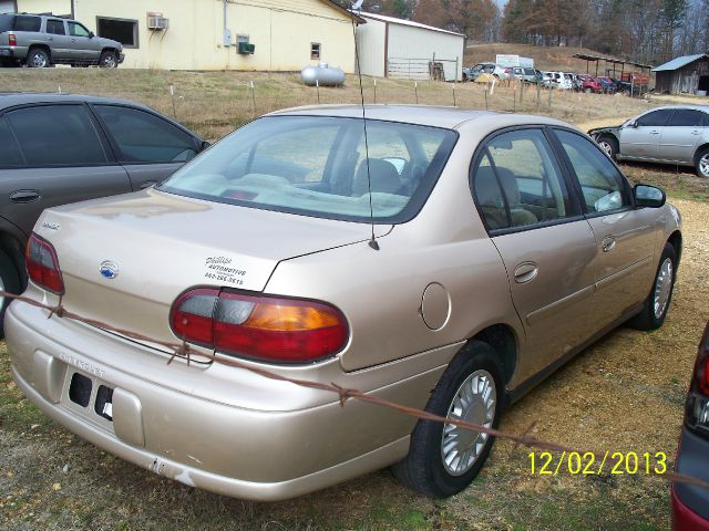 Chevrolet Classic 2004 photo 3