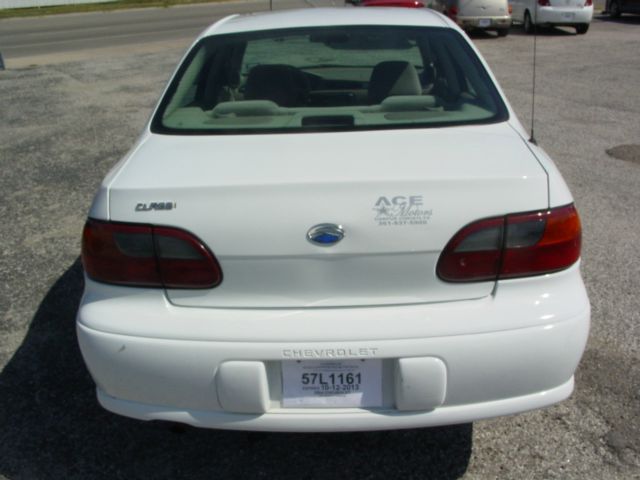 Chevrolet Classic Touring 4WD Sedan