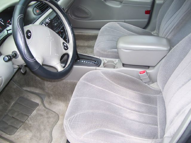 Chevrolet Classic Touring 4WD Sedan