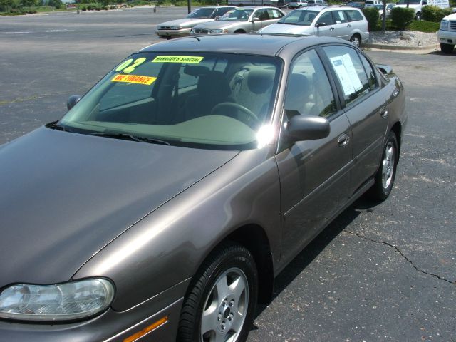 Chevrolet Classic Touring 4WD Sedan